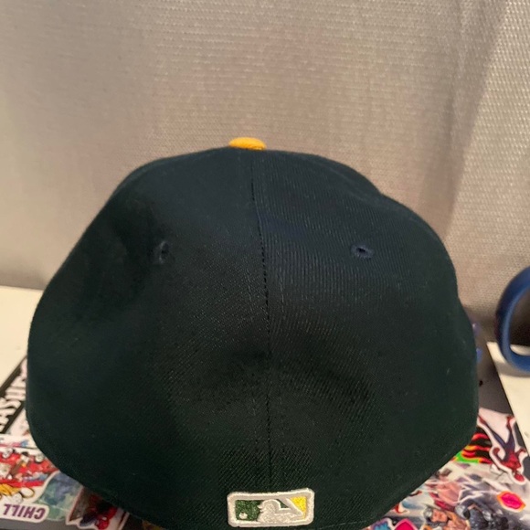 Yellow and green 47s size 7 1/2 fitted hat - Picture 3 of 4